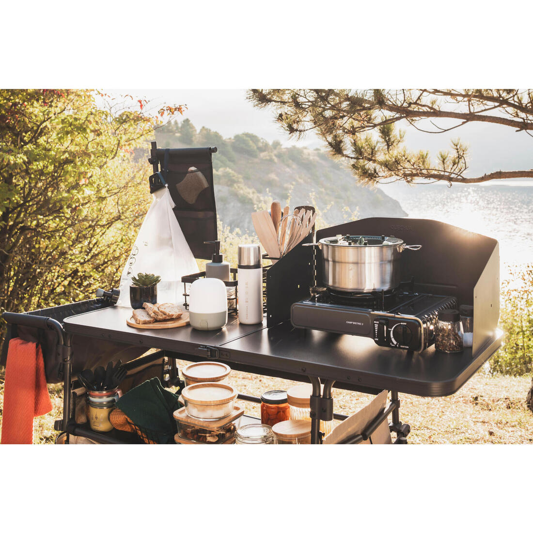 PARE-VENT AJUSTABLE POUR TABLE ET MEUBLE DE CUISINE DE CAMPING
