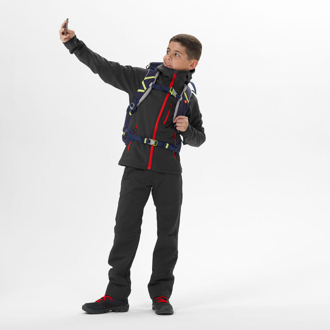 Veste softshell de randonnée enfant 7-15 ans, MH900 noir