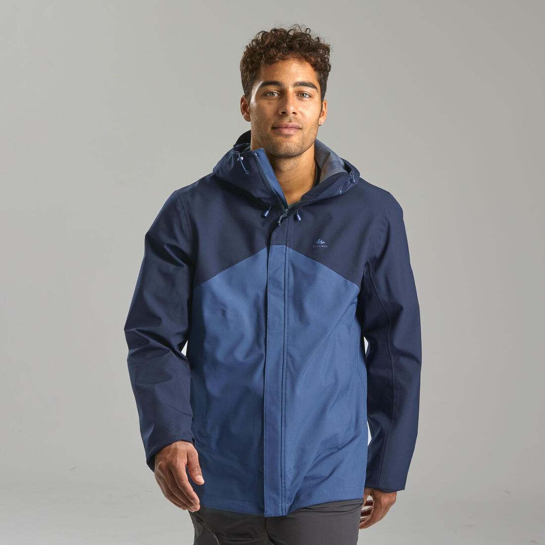 Veste de randonnée imperméable et légère homme, MH100 bleu foncé