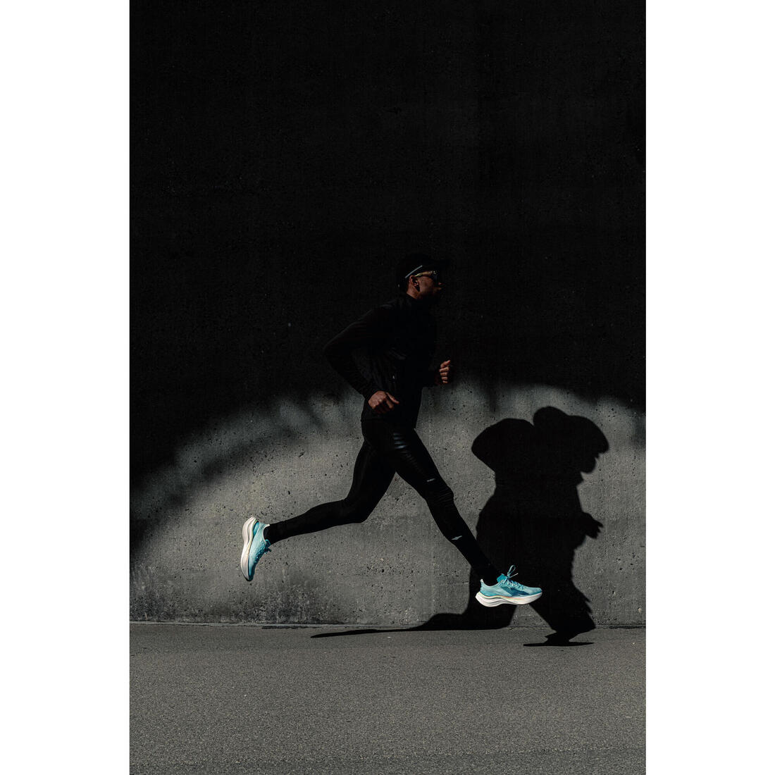 Veste de running coupe vent sans manche Homme, KIPRUN Run 500 noire