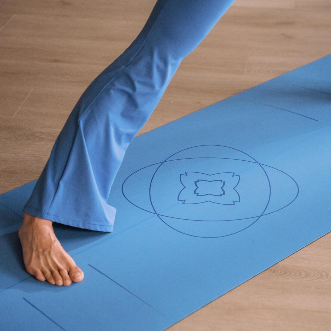 Tapis de yoga dynamique ultra adhérent épaisseur 4 mm