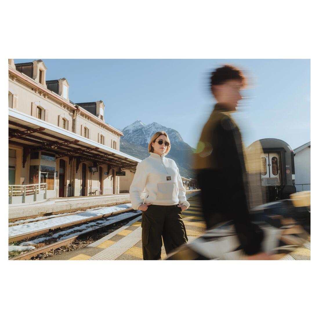 Polaire de randonnée montagne sherpa femme, MH100 1/2 zip