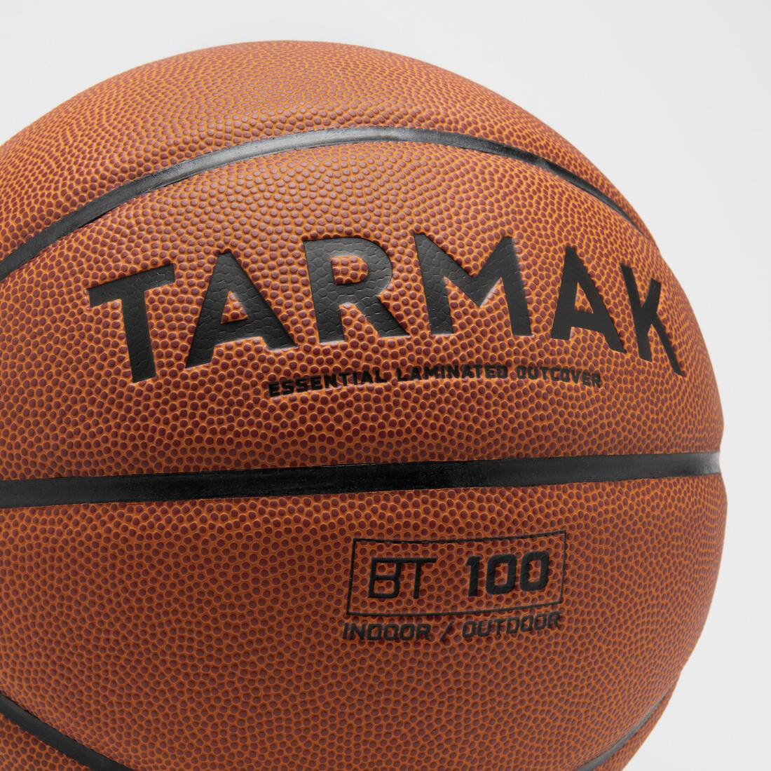 Ballon de basket BT100 taille 5 orange pour enfant jusqu'à 10 ans pour débuter.
