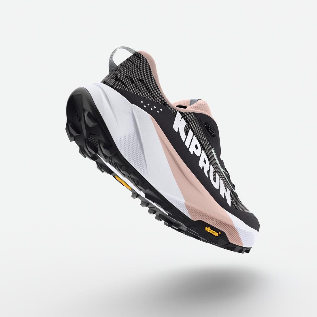 Chaussures de running trail femme, Kiprun kipsummit max gris et