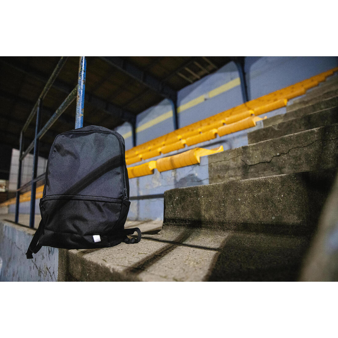 Sac à dos avec poche ordinateur 24L, noir
