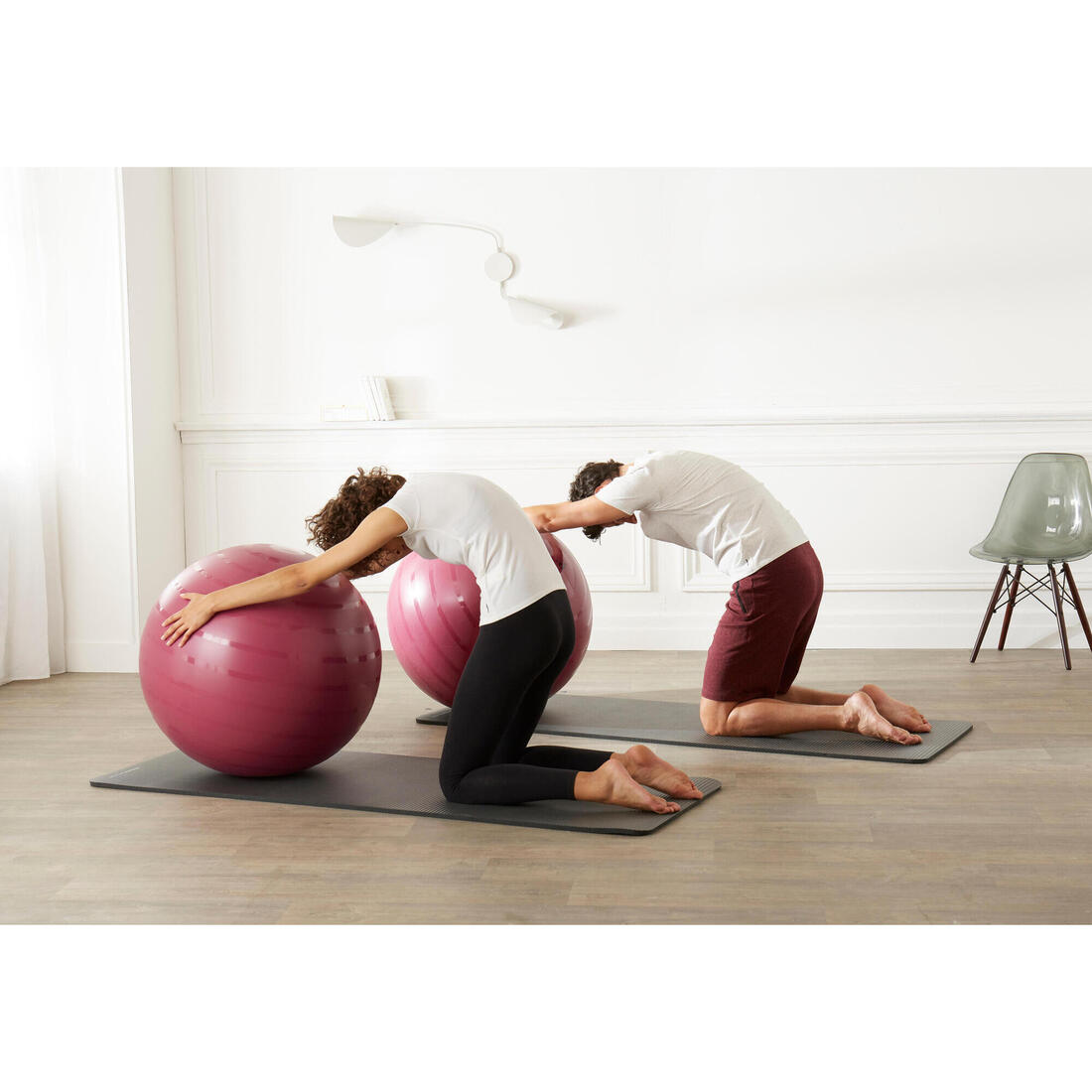 Gym ball taille 2 résistant 65 cm