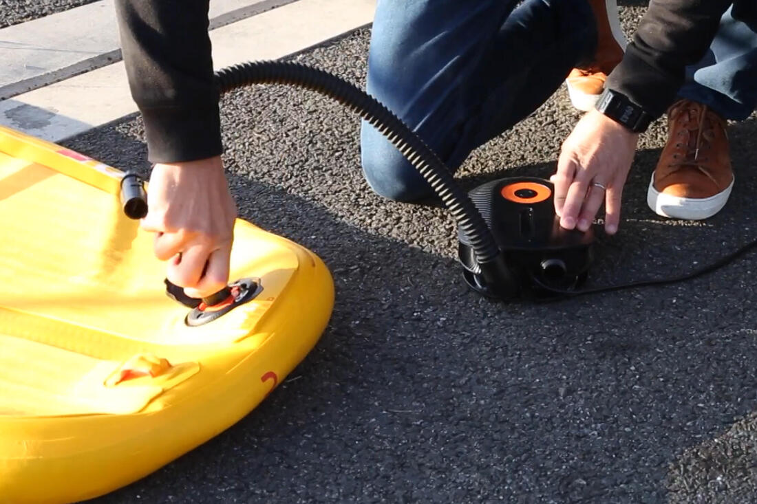 Pompe électrique 0-20PSI 13,8V 10A (prise 12V) pour stand up paddle et kayaks