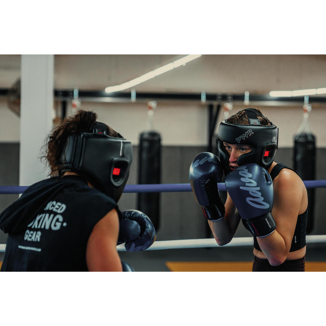 Gants de kick-boxing et muay-thaï, bleu