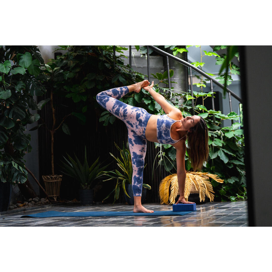 Brique de yoga en mousse, acajou
