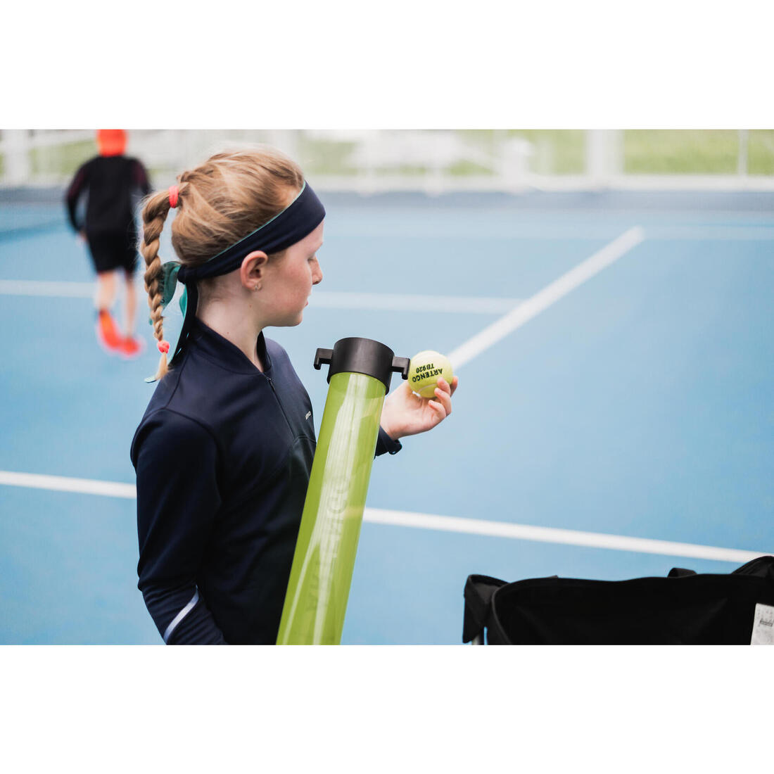 TUBE RAMASSE BALLES DE TENNIS