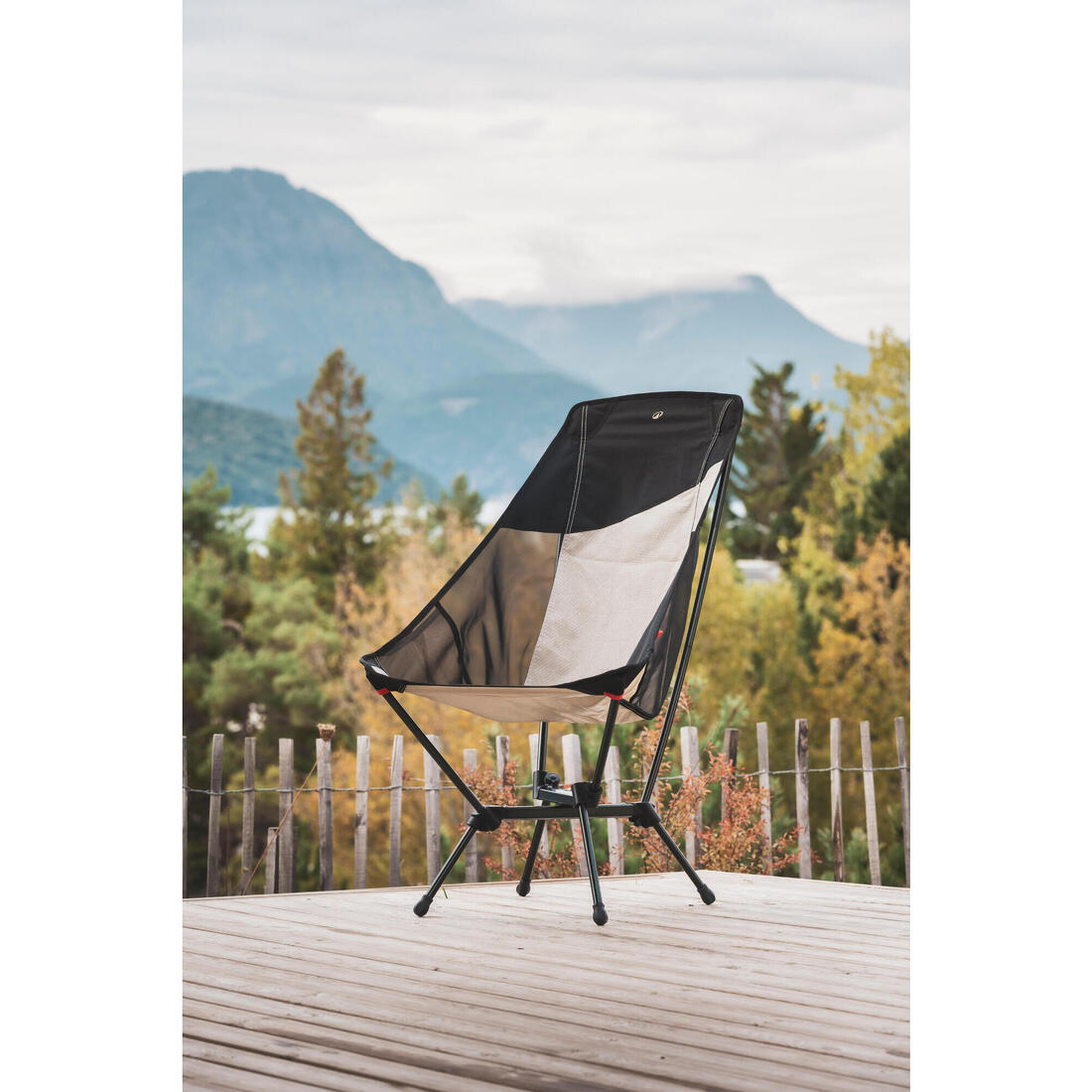 CHAISE BASSE DE CAMPING 500L - PLIANTE ET COMPACTE