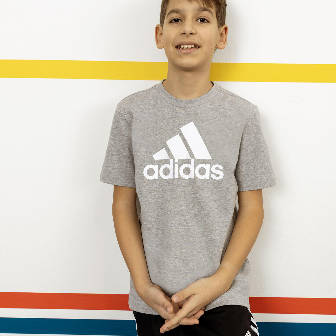 Tee shirt adidas imprimé logo enfant - gris et blanc