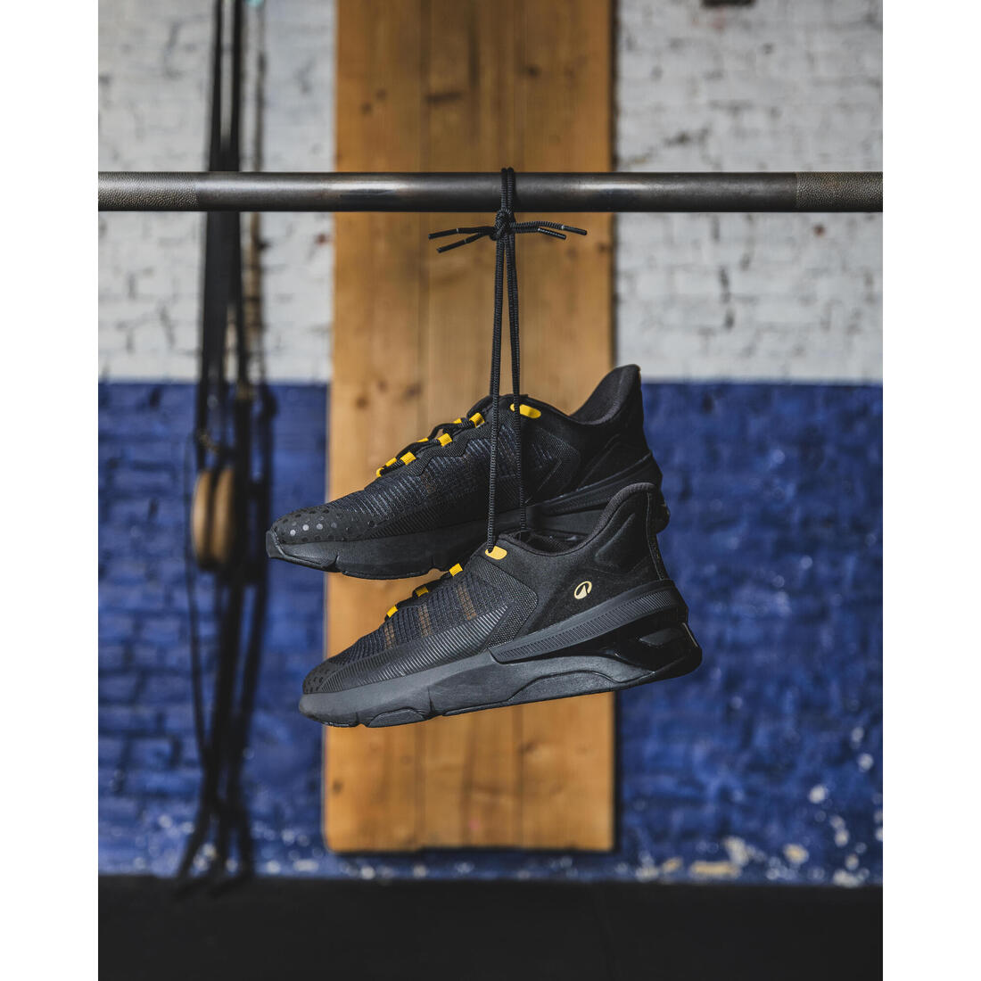 Chaussures de cross-training homme, co-créées avec Teddy Riner