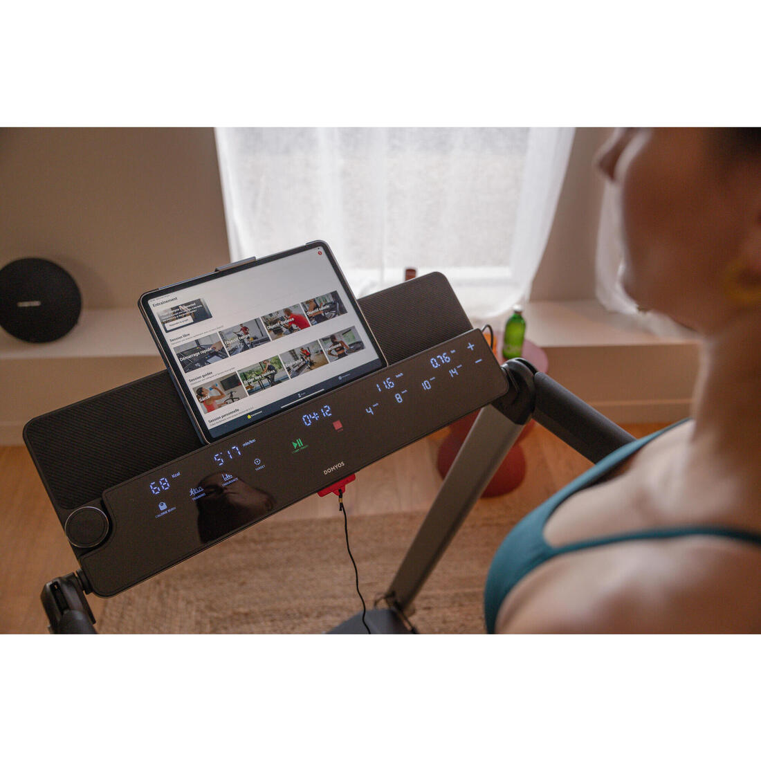 Tapis de course 14km/h et pliable, Compact Run100