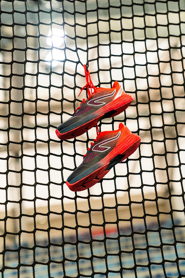 Chaussures de running Enfant -  Kiprun fast noires jaunes