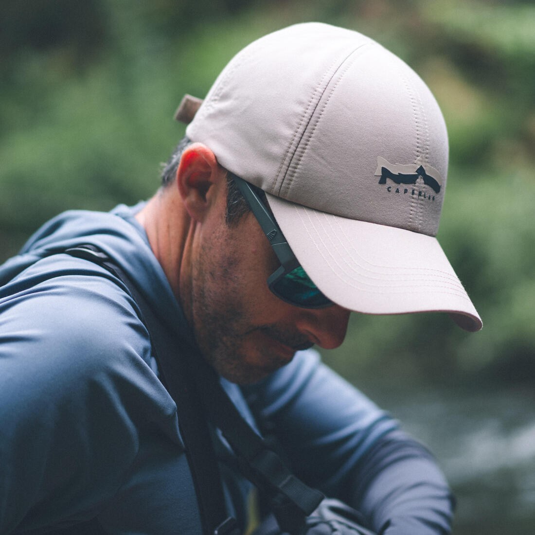 Casquette de pêche 100