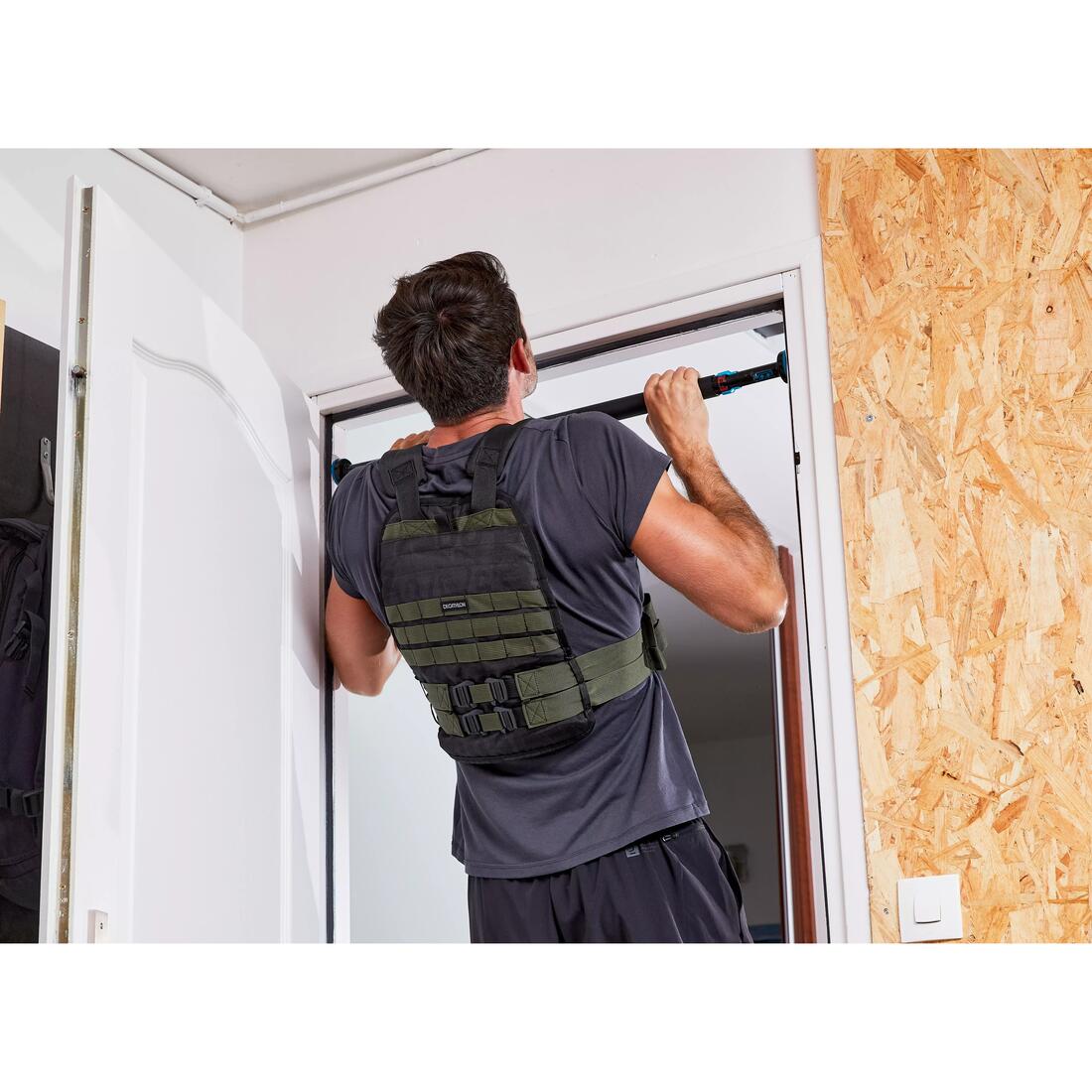 Barre de traction pour porte sans fixation avec verrouillage 70cm