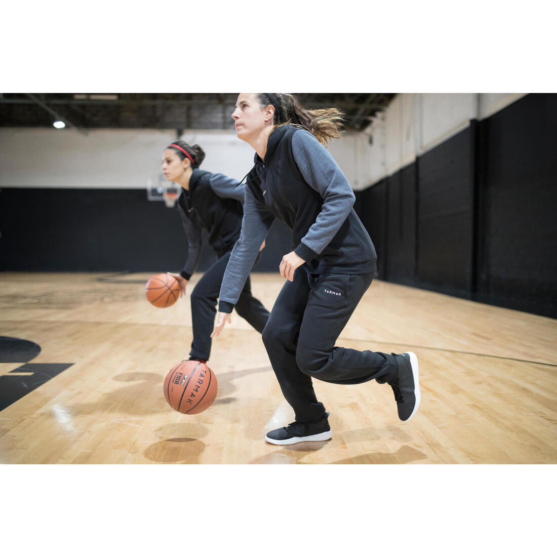 CHAUSSURES DE BASKETBALL TIGE HAUTE HOMME/FEMME DÉBUTANT - PROTECT 100 NOIR