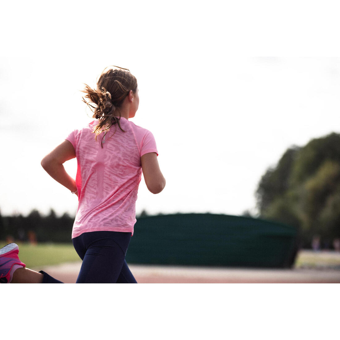 T-Shirt running sans couture Fille - KIPRUN CARE 900 rose