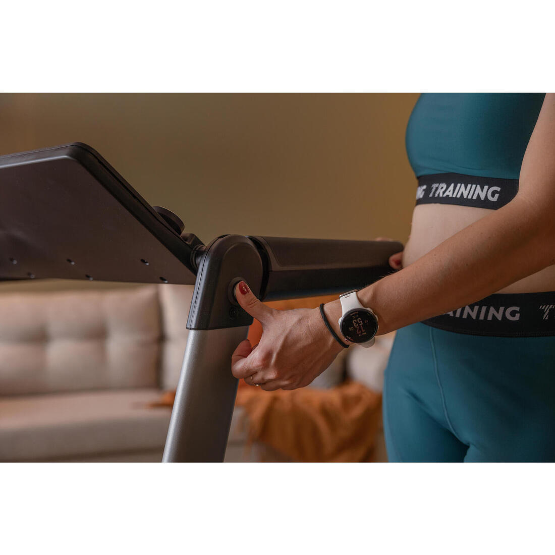 Tapis de course 14km/h et pliable, Compact Run100