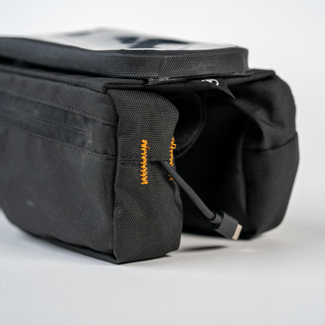 Sacoche de cadre vélo smartphone 2x1L, ACTV 100 noire