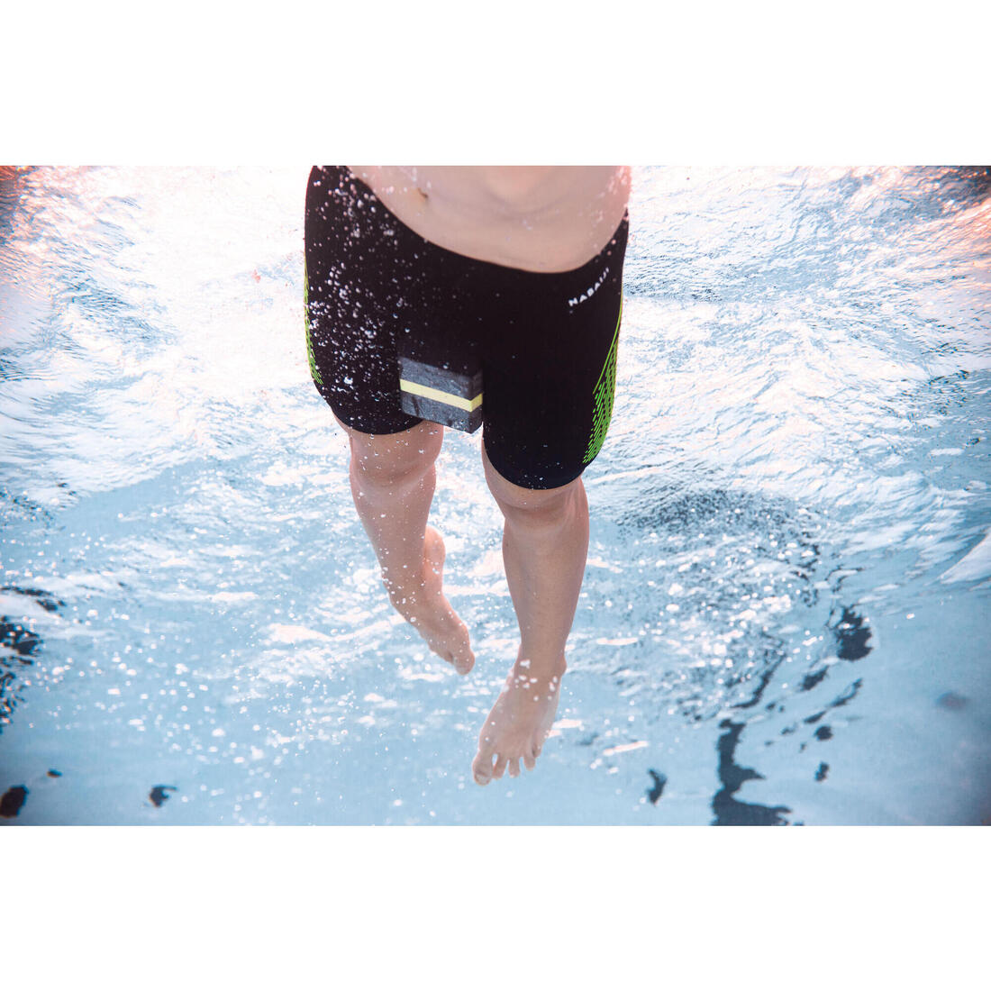 Pullbuoy de Natation 500 taille M noir jaune