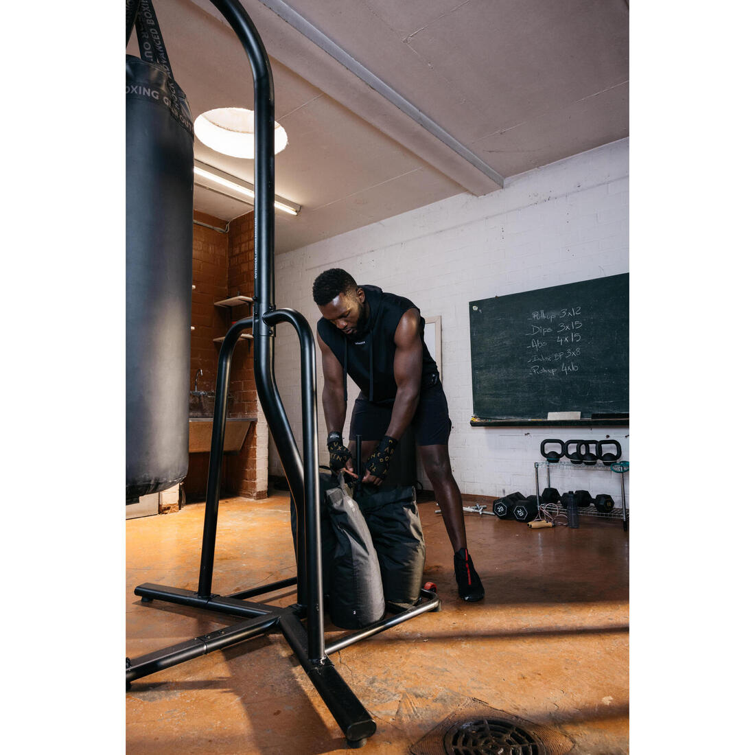 Support autoportant 900 pour sac de frappe, lestable et polyvalent