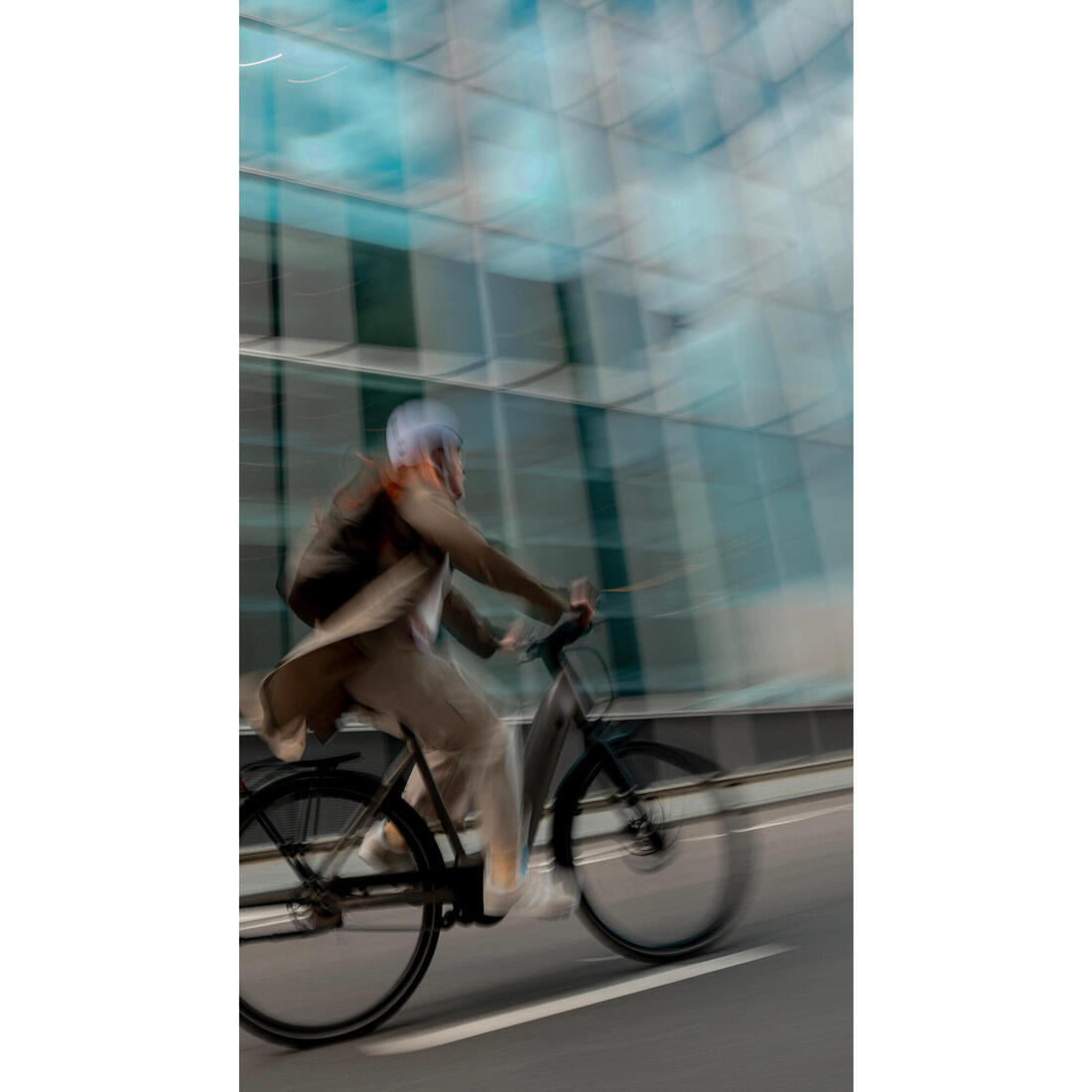 Vélo ville électrique à moteur automatique owuru cadre bas LD 940 E connect