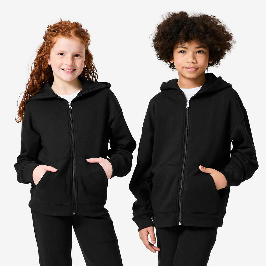 Sweat loose zippé avec capuche foncé