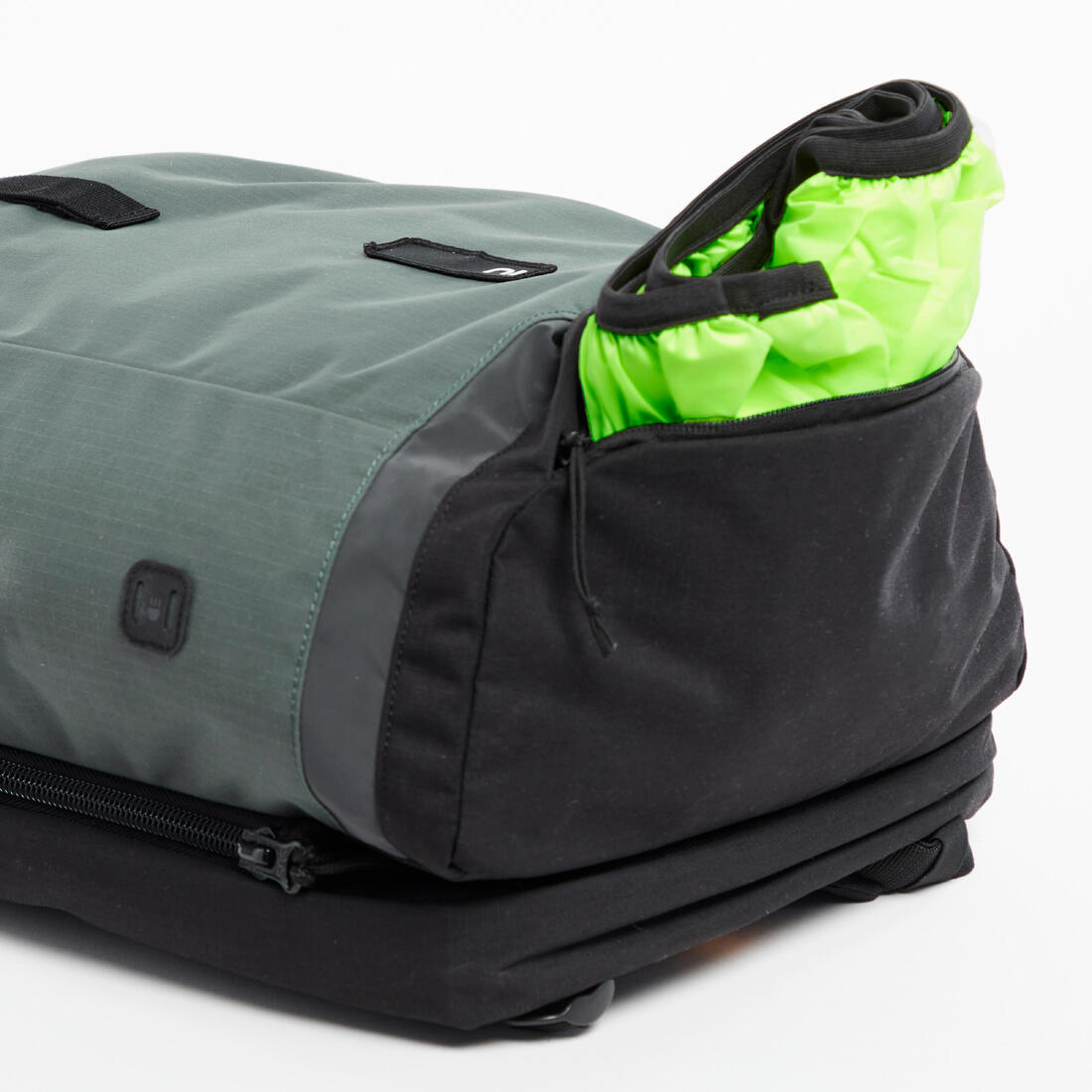 SAC A DOS VELO POUR PORTE-BAGAGES DOUBLE 27 LITRES SEPIA