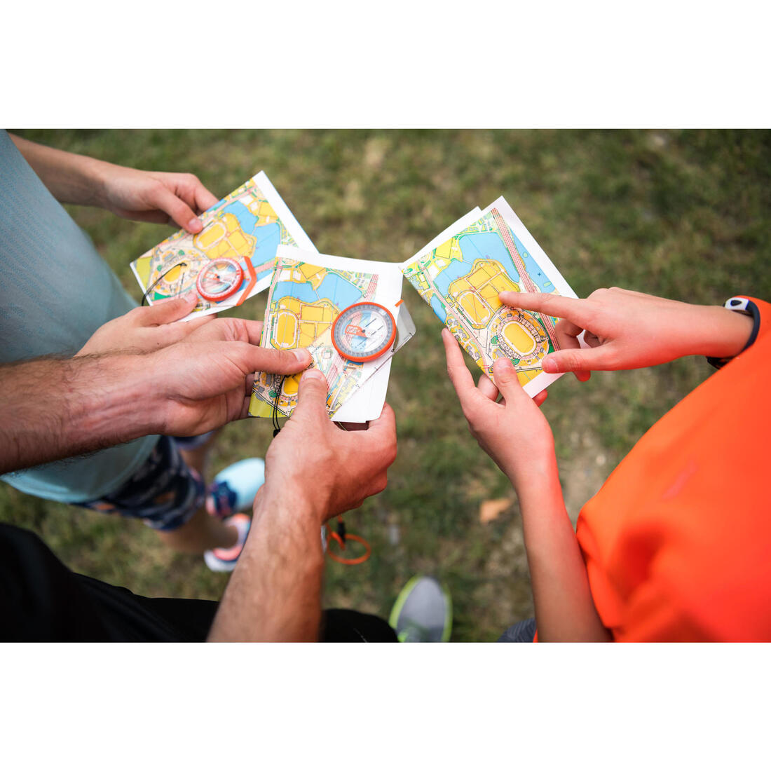 Boussole plaquette de randonnée et course d'orientation Explorer 500 ORANGE
