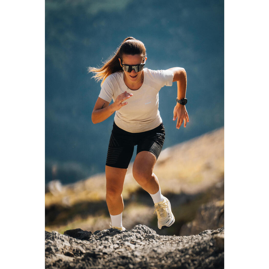 T-shirt running & trail sans couture femme - kiprun run 500 confort slim