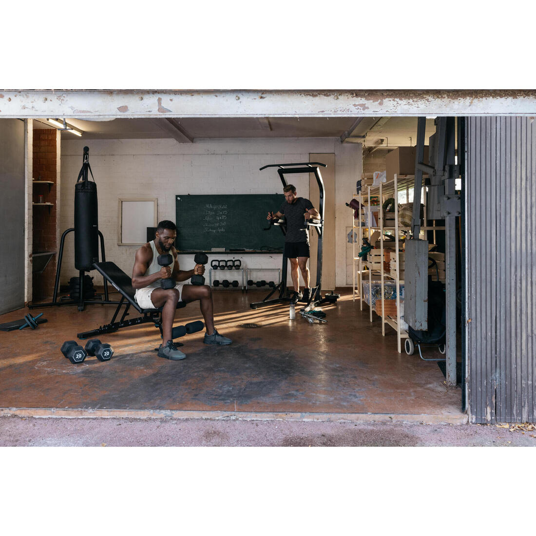 Haltère cross training et musculation 15 kg, conçue à partir de fonte recyclée
