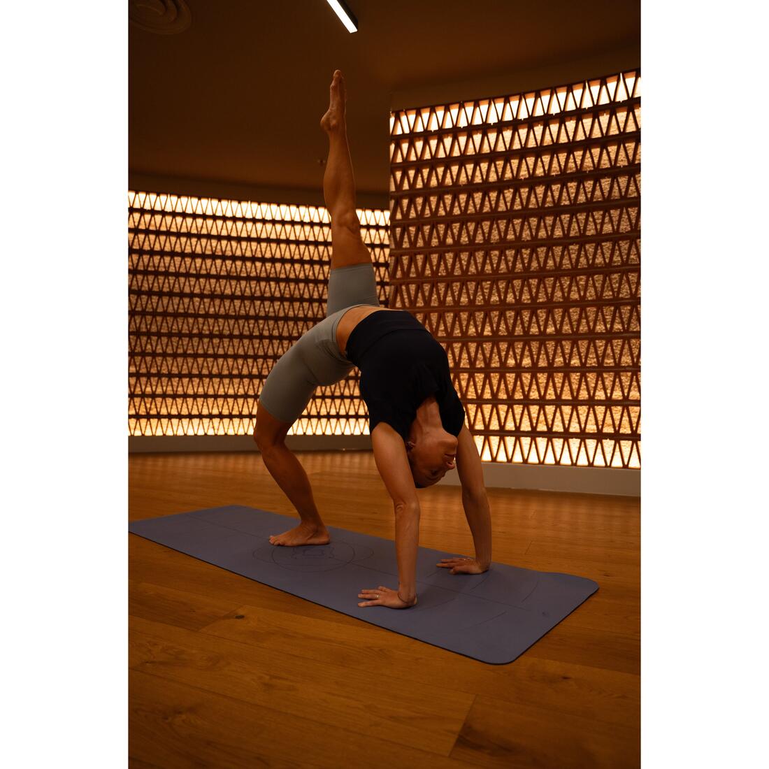 T-shirt de yoga et Pilates extensible et doux femme, Breathe