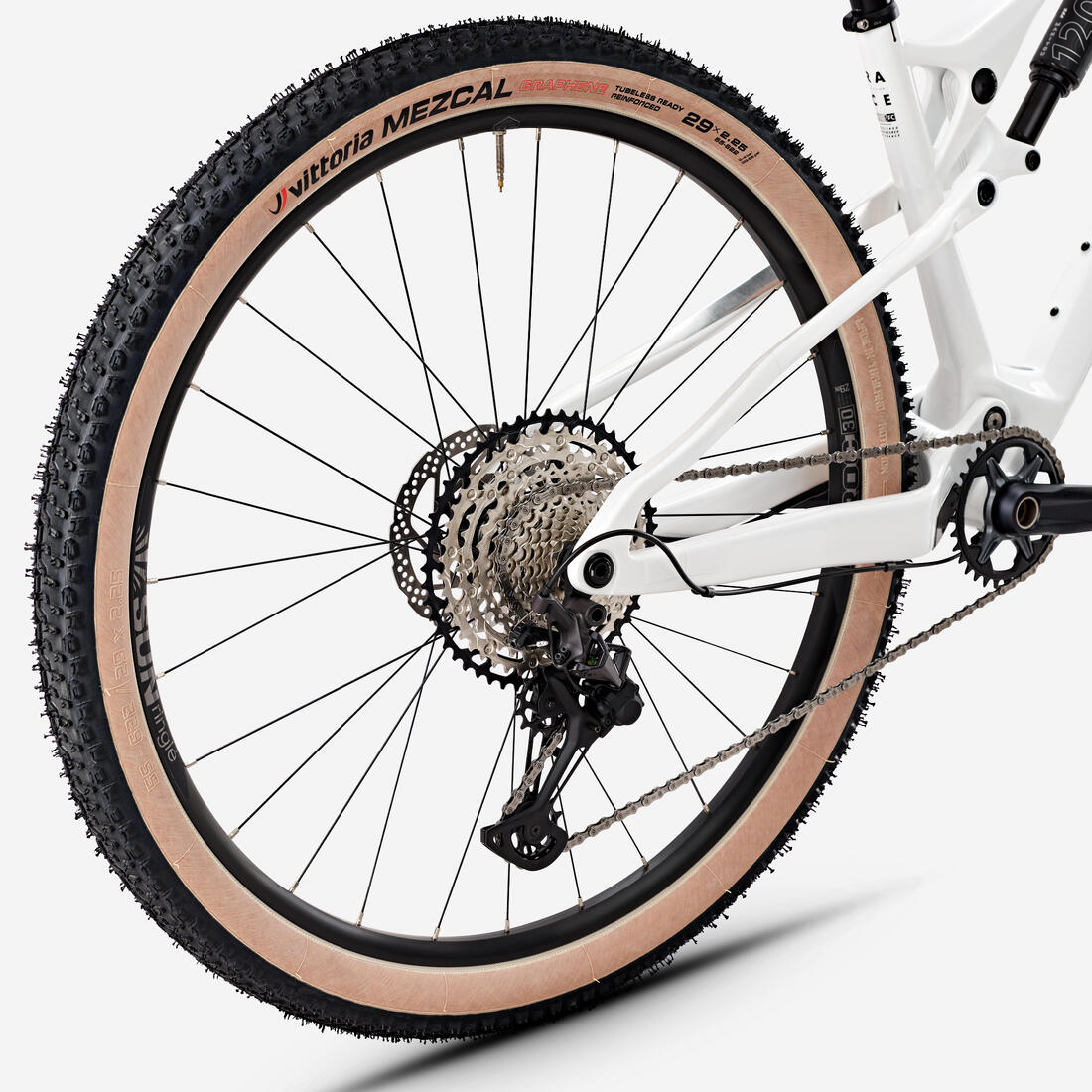 Vélo VTT tout suspendu XC cadre carbone RACE 900 S, Blanc