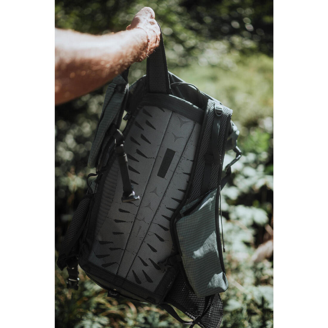 Sac à dos rolltop de randonnée montagne 22l - mh500 light