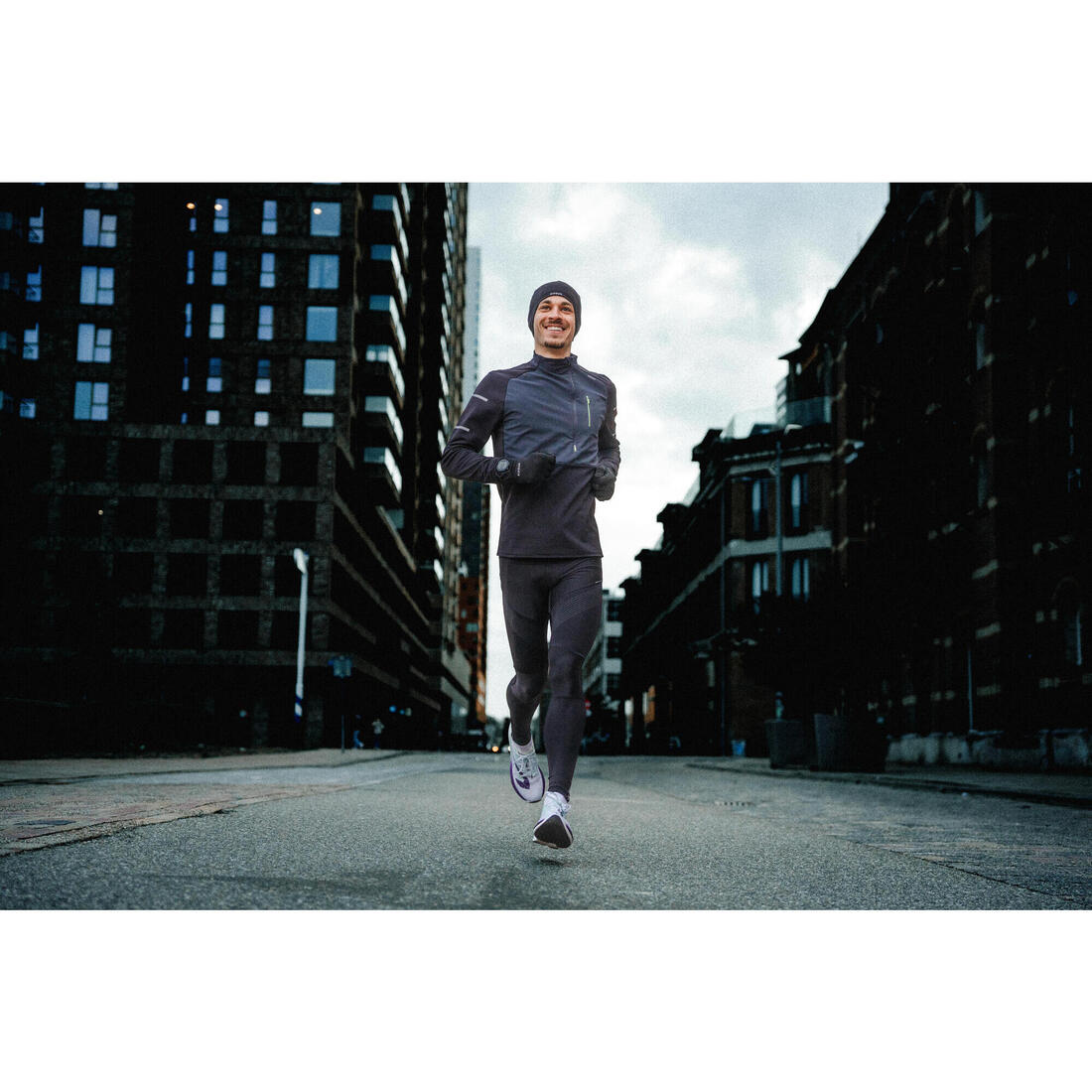 Bonnet running seamless adulte- kiprun noir