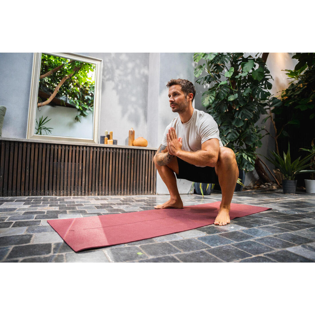 Tapis de yoga débutant adhérence et confort 5mm, bleu foncé
