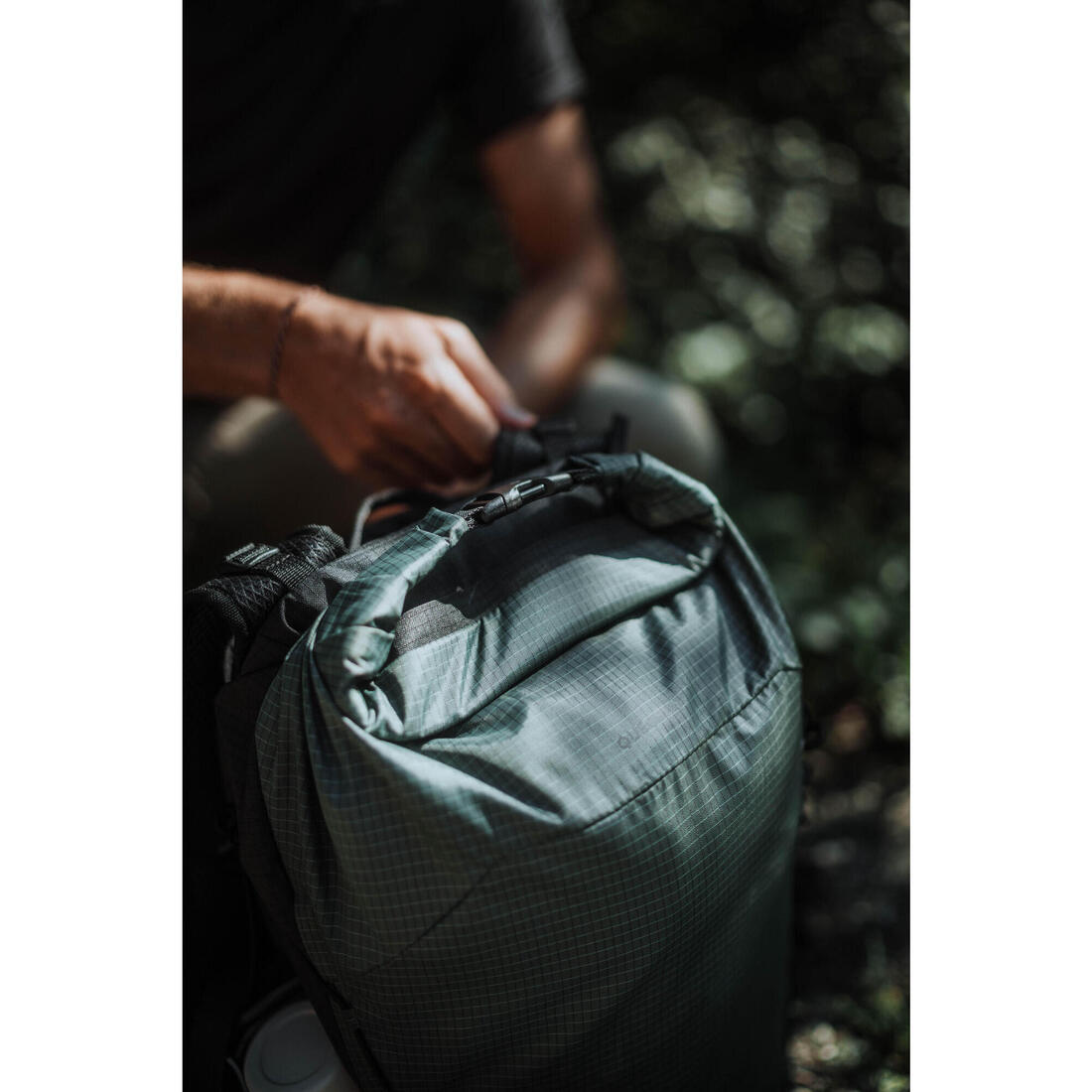 Sac à dos rolltop de randonnée montagne 22l - mh500 light