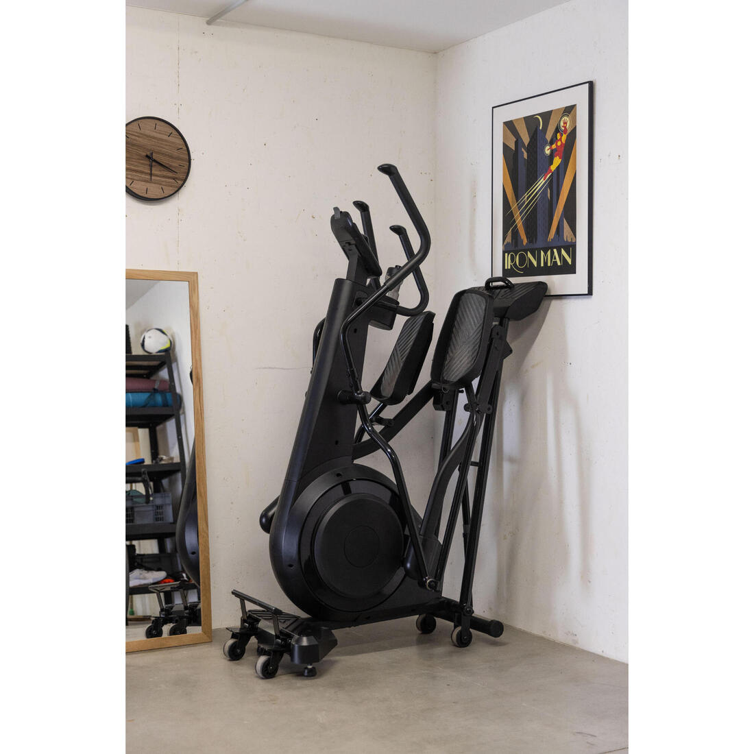 Elliptique roue avant 700 pliable, auto-alimenté et connecté