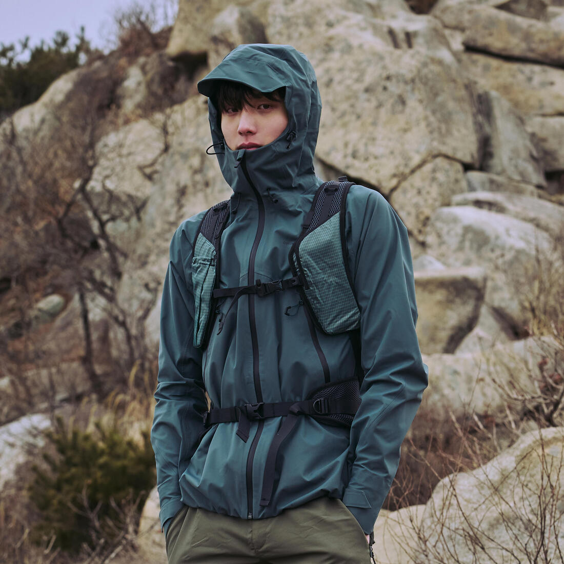 Veste de randonnée montagne imperméable homme, MH500