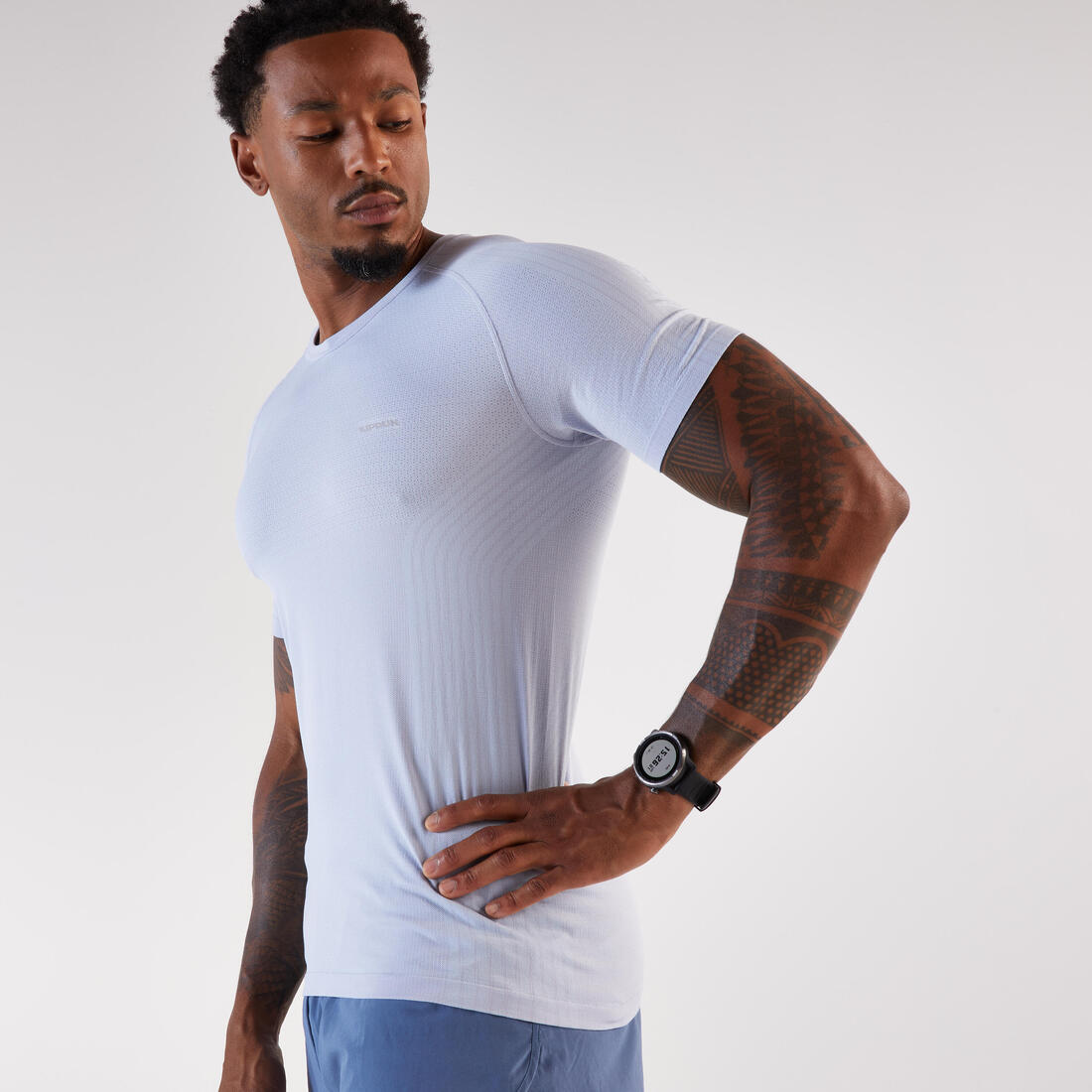 T-SHIRT DE RUNNING 500 CONFORT SLIM SANS COUTURES