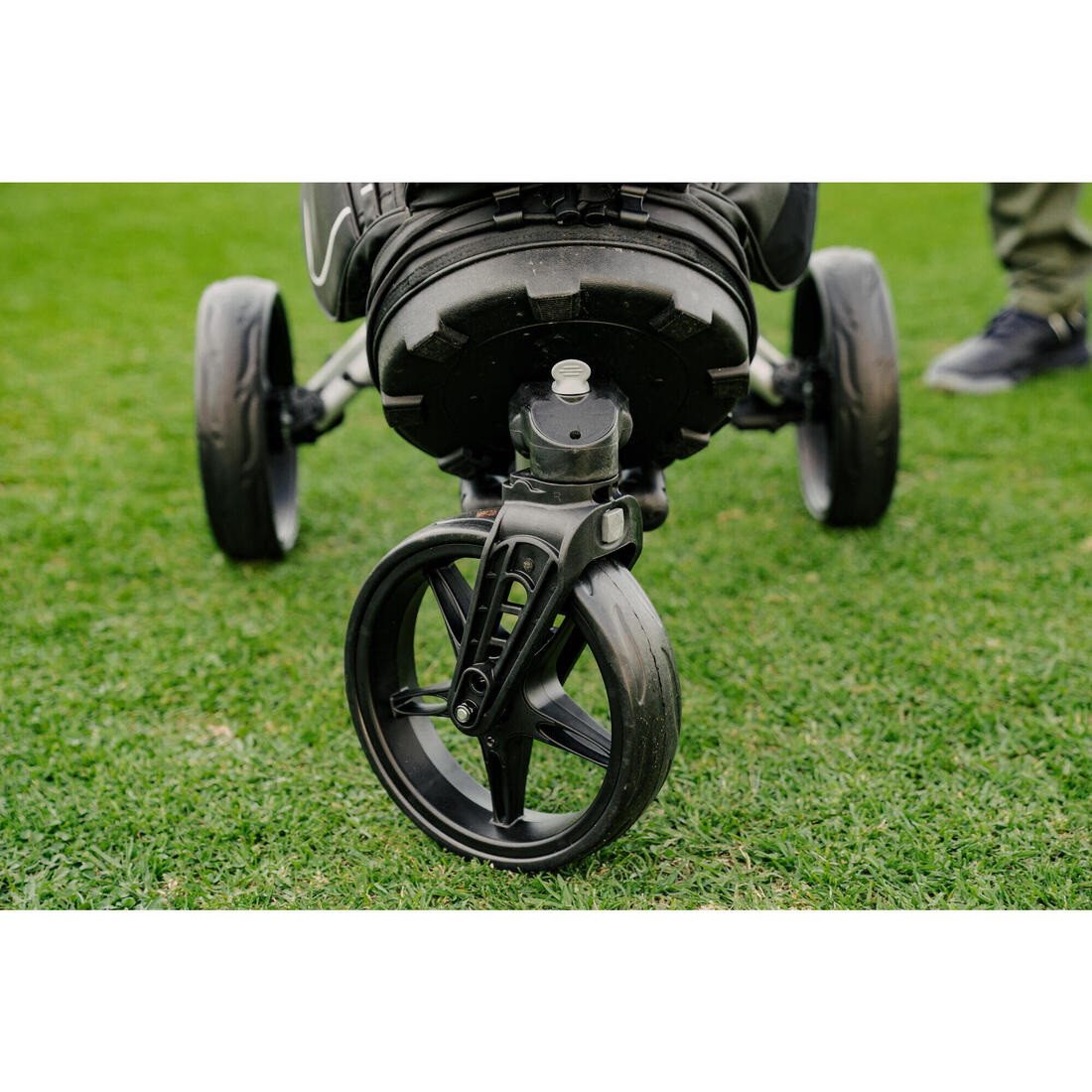Chariot golf 3 roues, Inesis 900 360°