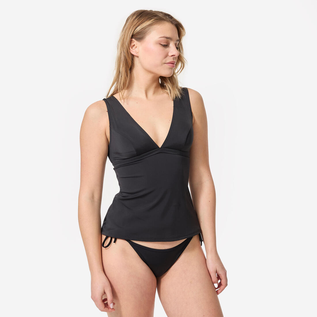 Haut de maillot de bain TANKINI MARINE UNI NOIR décolleté V et coques amovibles – noir