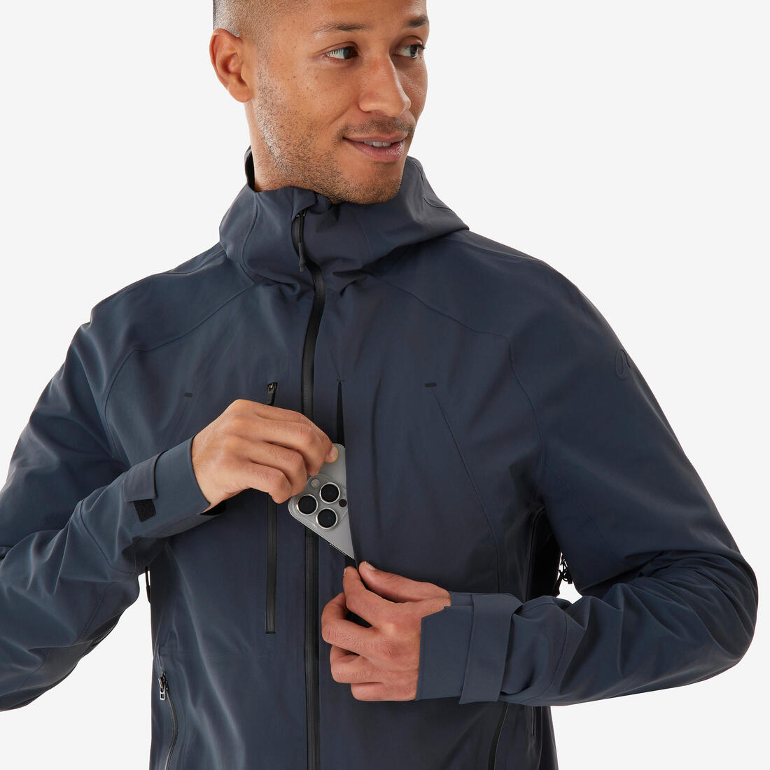Veste de randonnée imperméable et légère homme, MH900