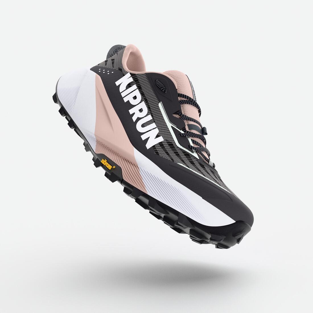 Chaussures de running trail femme, Kiprun kipsummit max gris et