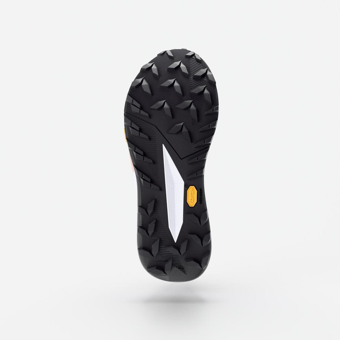 Chaussures de running trail femme, Kiprun kipsummit max gris et