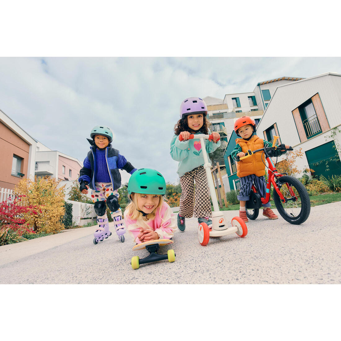 Casque enfant roller skateboard trottinette B100