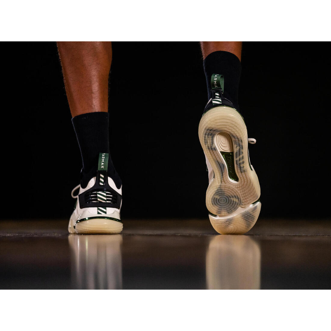 CHAUSSURES DE BASKETBALL NBA LOS ANGELES LAKERS TIGE MID - SE900