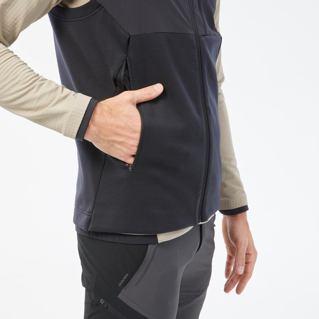 Gilet polaire de randonnée chaud homme, MH500 noir